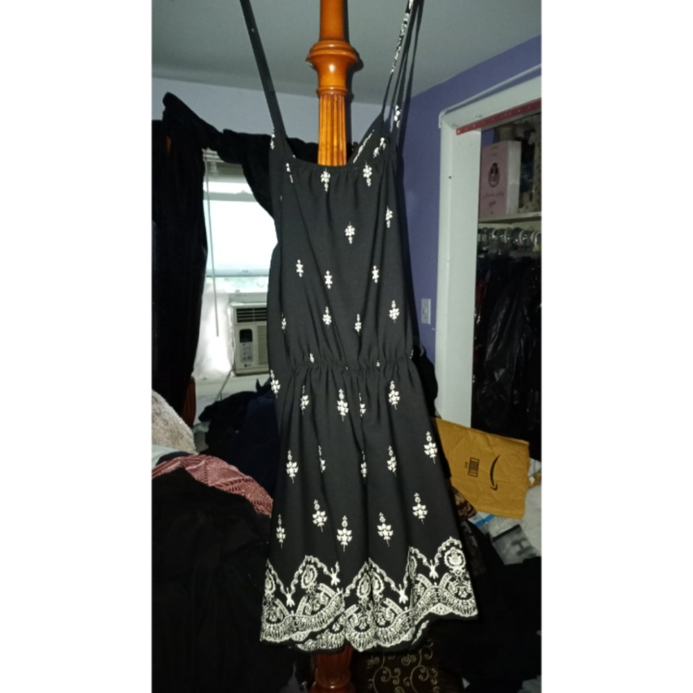 Geo print criss - cross back romper